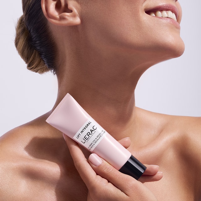 Crema Cuello y Escote