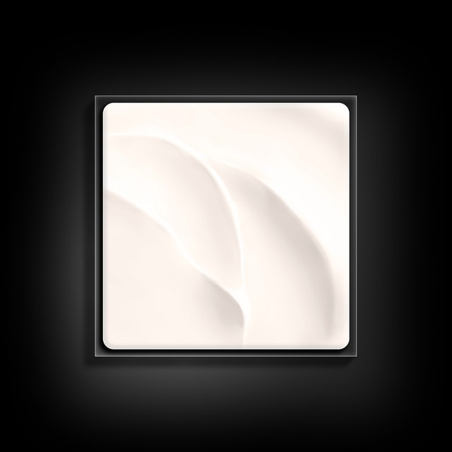 La Crema de ojos Antiedad