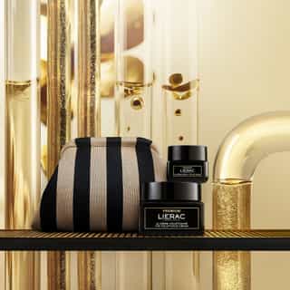 Premium Cofre de Navidad Crema Voluptuosa Anti-Edad